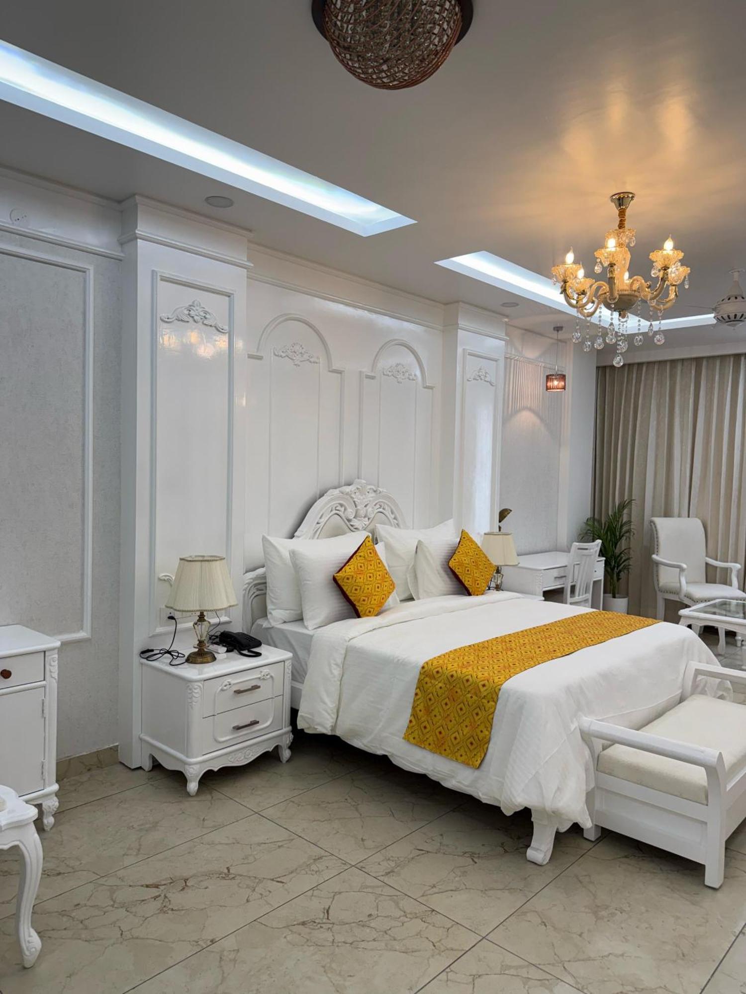 Sterling Kastoori Rudraprayag Hotel Buitenkant foto