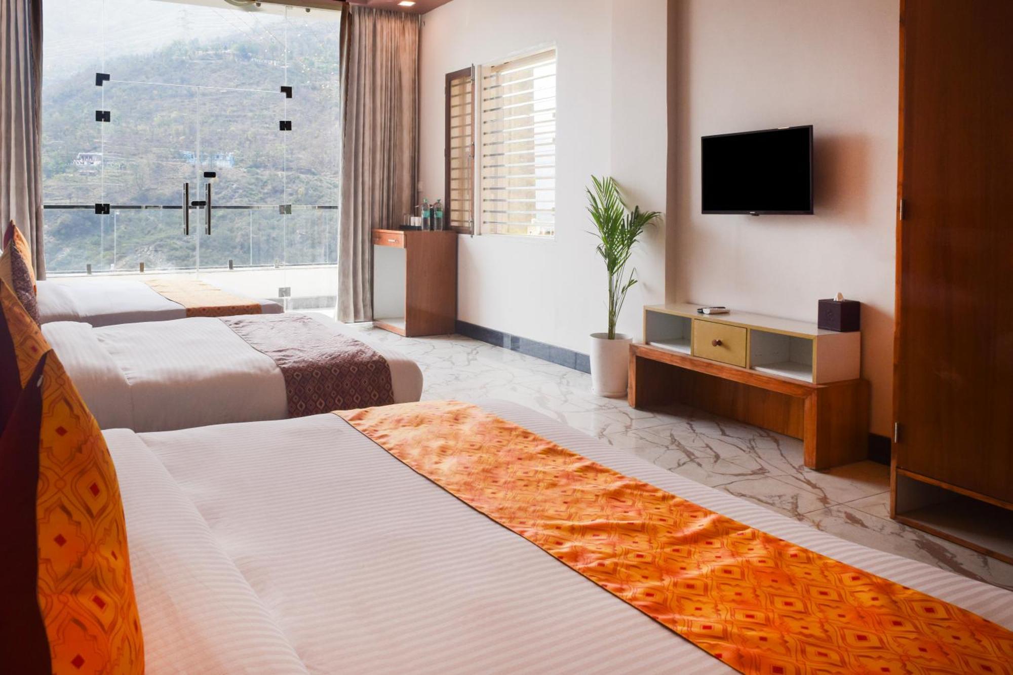 Sterling Kastoori Rudraprayag Hotel Buitenkant foto